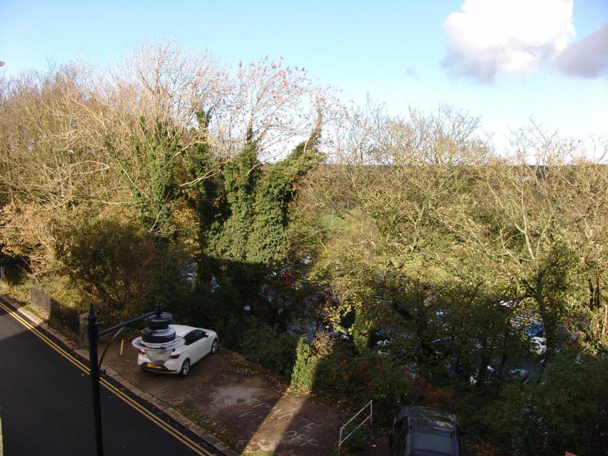 Osborne House B&B Workington Buitenkant foto
